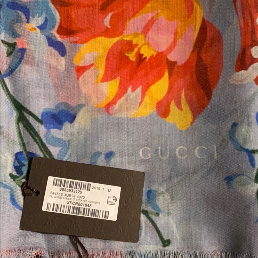 Gucci floral josephine shawl scarf silk 120x120 - Picture 2 of 10
